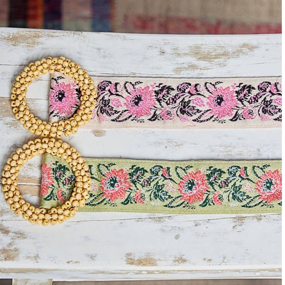 Beaded Round Buckle Floral Belt Sage Pink - Picture 2 of 2